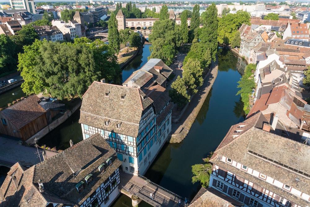 斯特拉斯堡 Pavillon Regent Petite France酒店 外观 照片 The old town of Mulhouse
